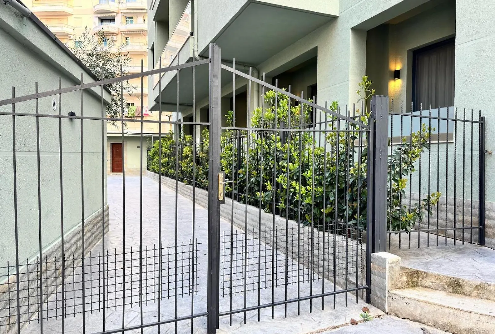 Wiola'S Vlora Private Villa With Private Parking  Vlore