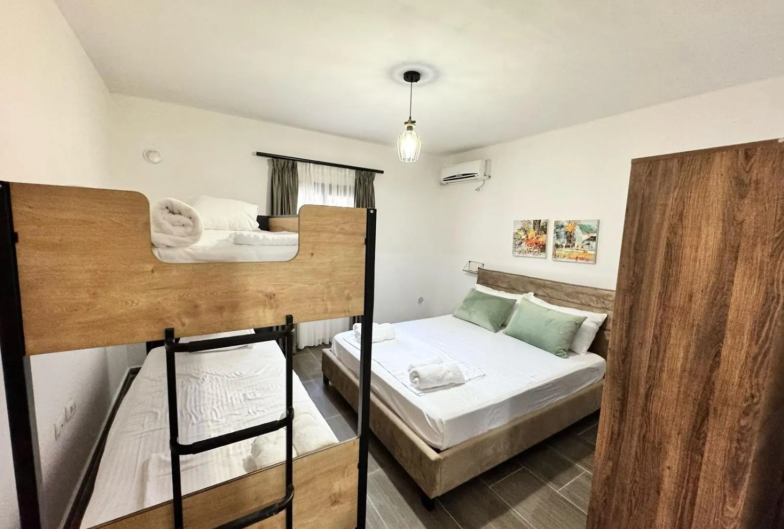 Wiola'S Vlora Private Villa With Private Parking