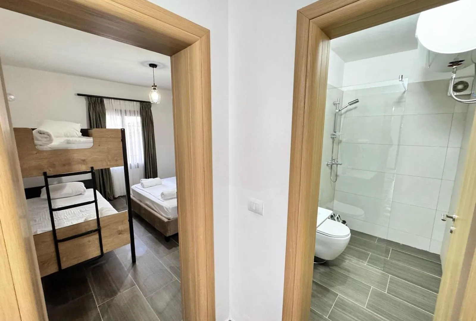 Wiola'S Vlora Private Villa With Private Parking