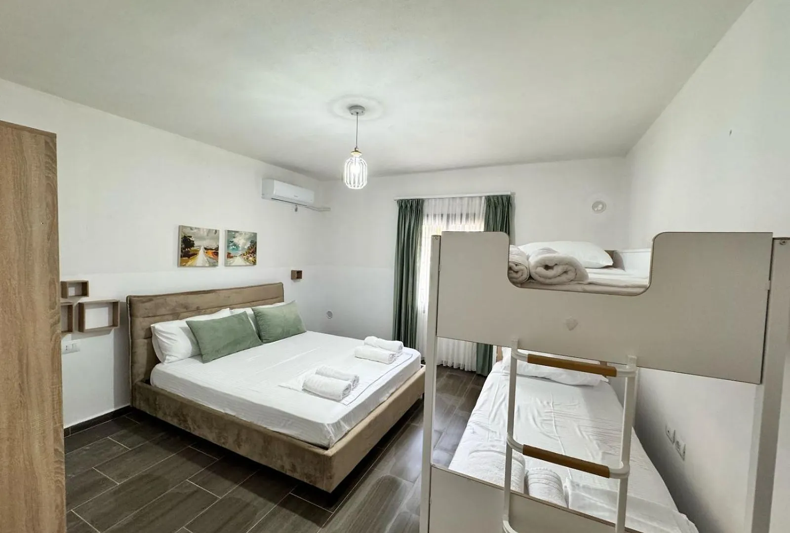 Wiola'S Vlora Private Villa With Private Parking